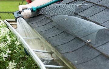 Castle Hedingham gutter cleaning costs