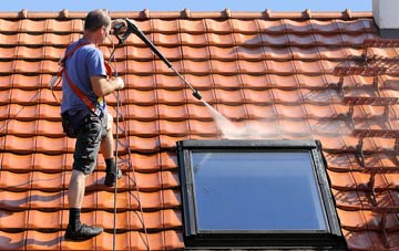 roof cleaning Castle Hedingham, Essex